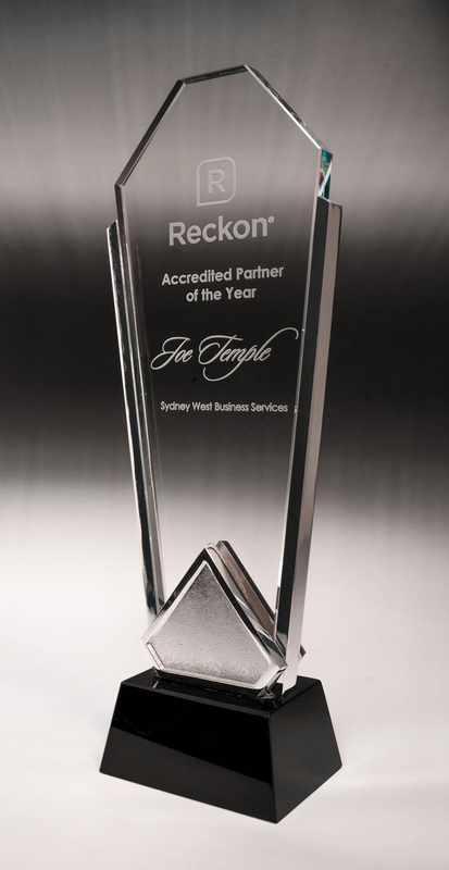 Modern Fusion Glass-Arch